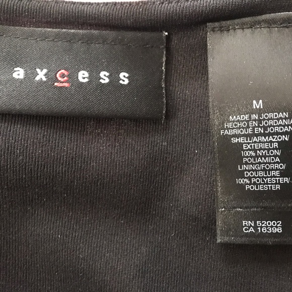 EUC Axcess short sleeve blouse. Purple, pink, and black. Size: M 100% polyester - Picture 4 of 5